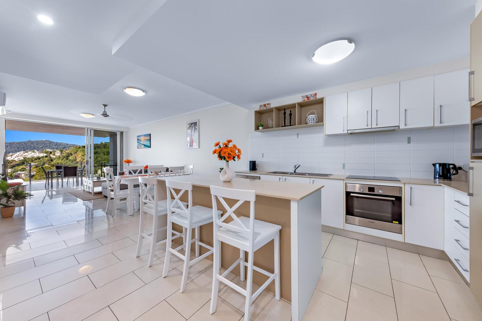 Airlie Summit Apartments Airlie Beach Exterior foto